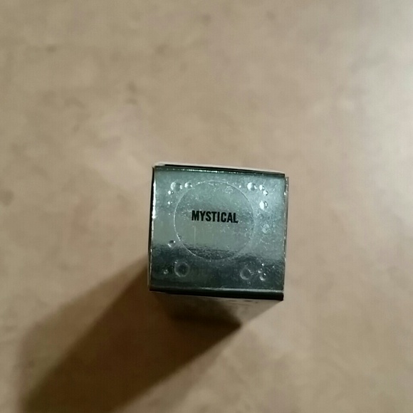 ●●SOLD●●BNIB MAC Lipstick in "Mystical" - Picture 4 of 4