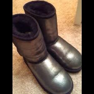 BRAND NEW metallic black ugg boots AUTHENTIC