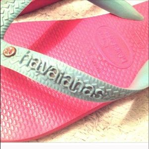 Havainas flip flops