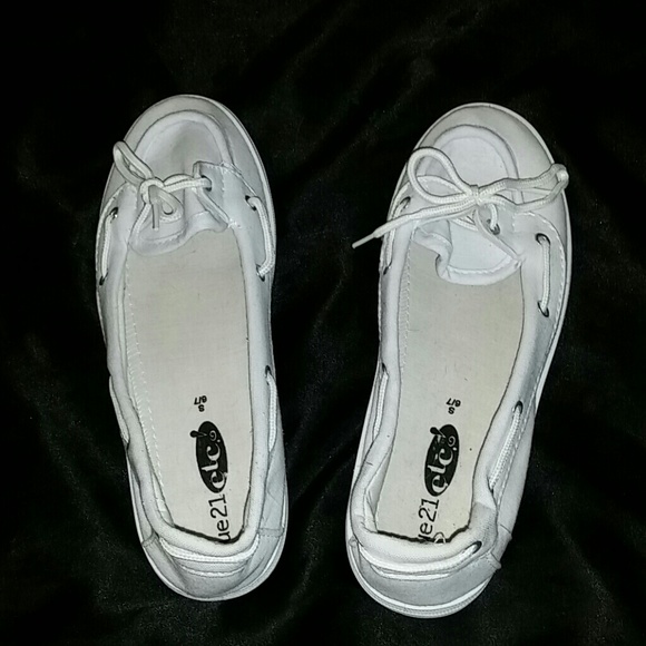 🚫SOLD🚫 - Picture 2 of 3