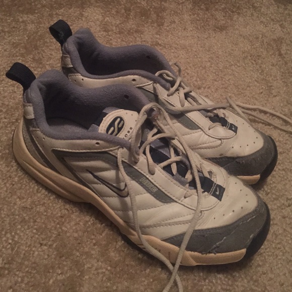 Vintage NIKE Cross Trainers Sneakers size 6 36 - Picture 1 of 3