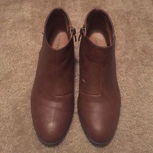 Steve Madden Madden Girl Brown Ankle Boots Size 6