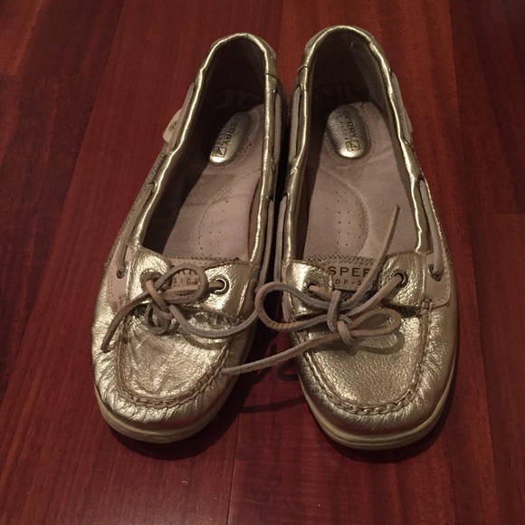 Gold Sperry Top-Sider!!