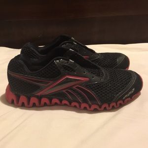 Reebok zig zag shoes!