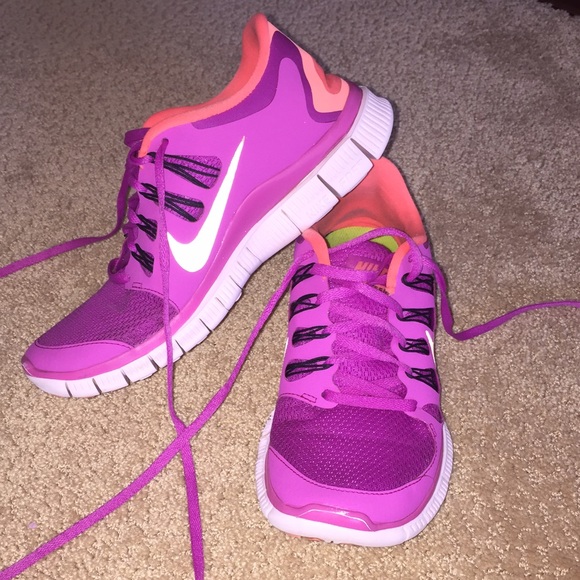 Nike Free 5.0 lightly used size 8 women's