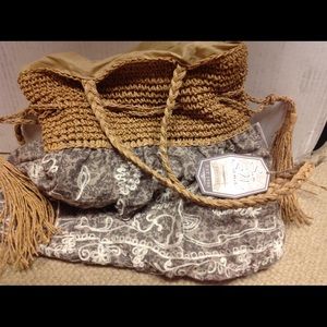 Sun n sand great summer bag. Adorable!!!!!