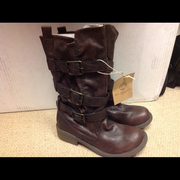 Brown brand new boots size 8.5 Buddha brand