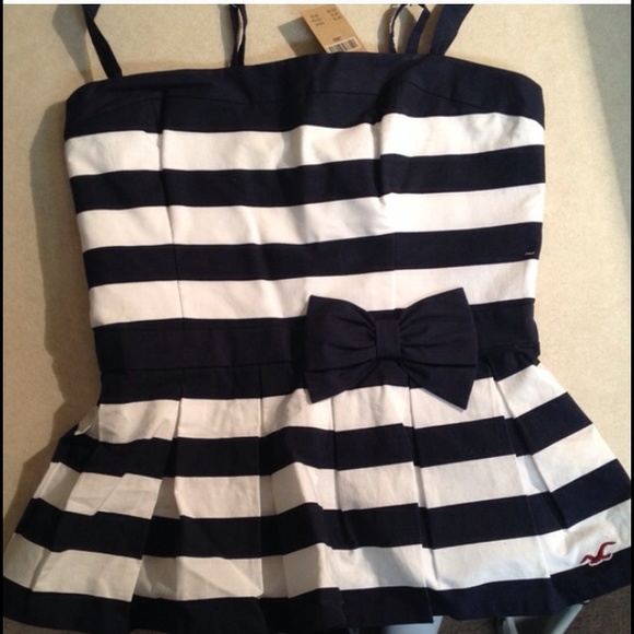 3 Hollister top bundle!