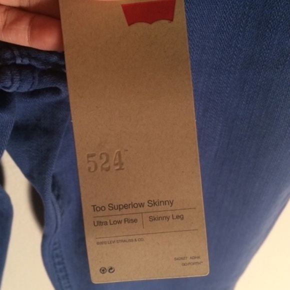 levis - Picture 3 of 4