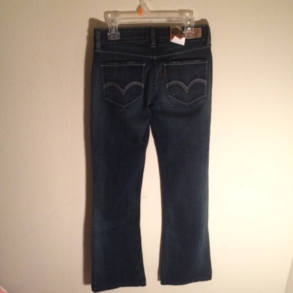 levis - Picture 2 of 3