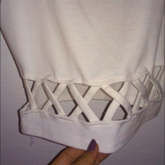 White crop tank top - Picture 2 of 2