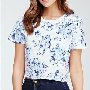 F21 Floral Pocket Crop Tee