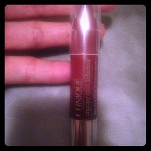 Clinique chubby stick❤️