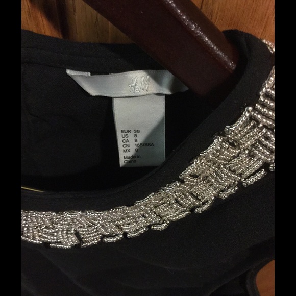 New H&M top - Picture 3 of 3