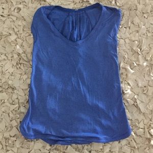 Lululemon top- blue