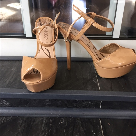 Dress heels