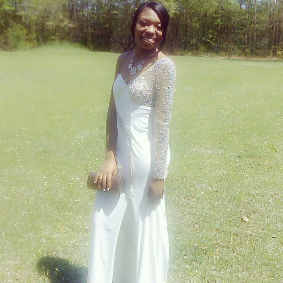 Ivory One Sleeve Bejeweled Evening/Prom Dress