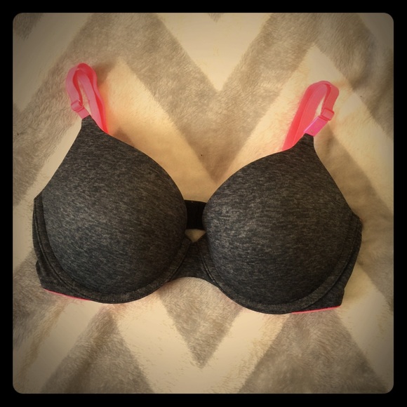 🚫SOLD🚫VS PINK Push Up Bra - Picture 1 of 5