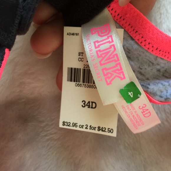 🚫SOLD🚫VS PINK Push Up Bra - Picture 3 of 5