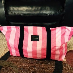 Victoria's Secret weekender bag 2015