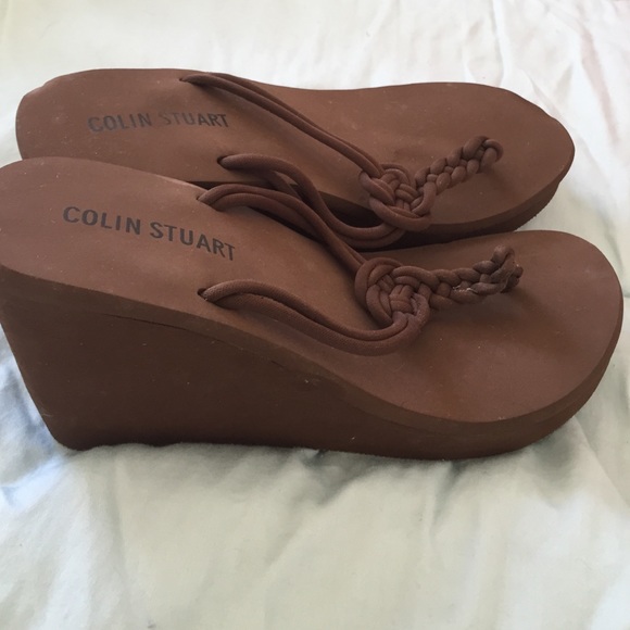 Brown thong wedge sandals