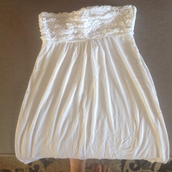 Victoria's Secret baithing suit cover up in white.