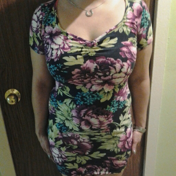 Forever 21 floral print dress