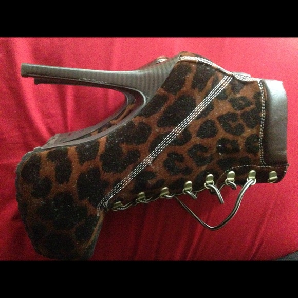 Sexy platform deep brown cheetah print boots - Picture 3 of 3