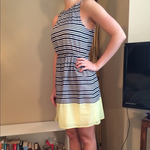 Sleeveless, blue and yellow sundress