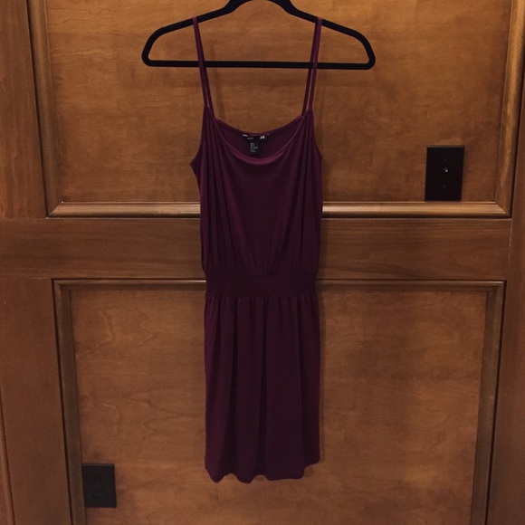 H&M cinch waist maroon dress