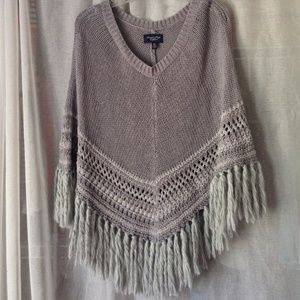 AMERICAN EAGLE size XS Poncho