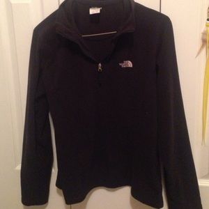 North face pull over