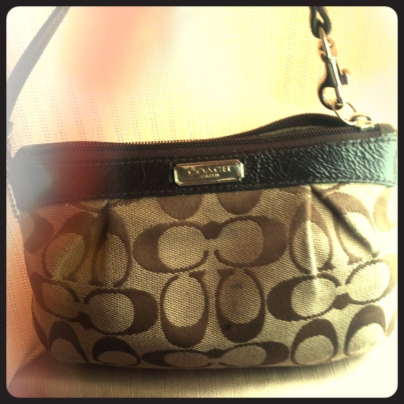 Authentic Coach hand bag - Picture 1 of 1