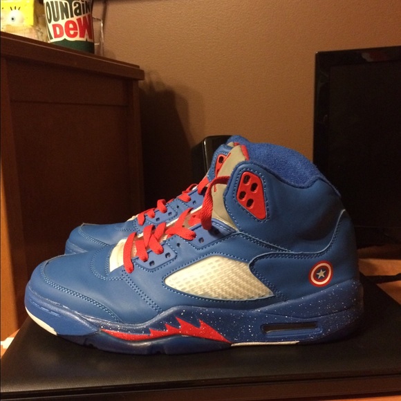 Jordan *CUSTOM* "Captain Americas*