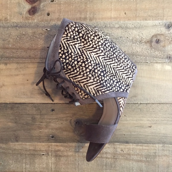 STEVEN by Steve Madden Animal print wedge