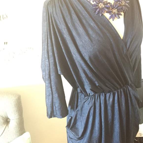 Forever 21 Dresses - Wrap top NAVY blue Mini Dress w/Pockets! Size S π Forever 21 Dresses - Wrap top NAVY blue Mini Dress w/Pockets! Size S π