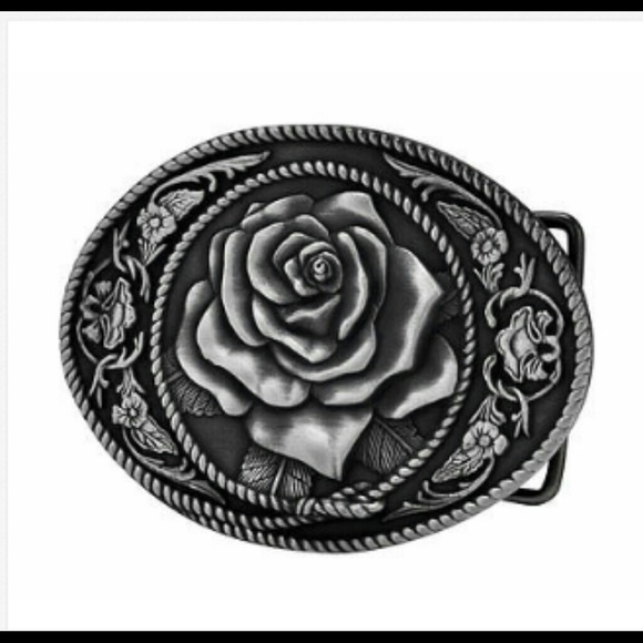 SOLD Beautiful detailed rose belt buckle