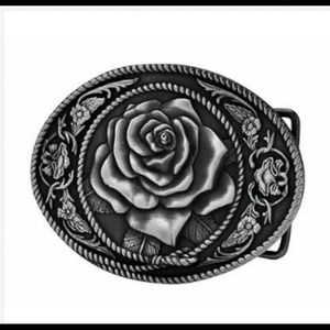 SOLD Beautiful detailed rose belt buckle