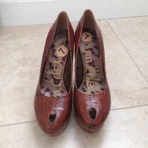 Brown Croc Print Peep Pumps