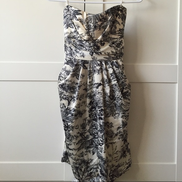 Ivory and black strapless toile dress