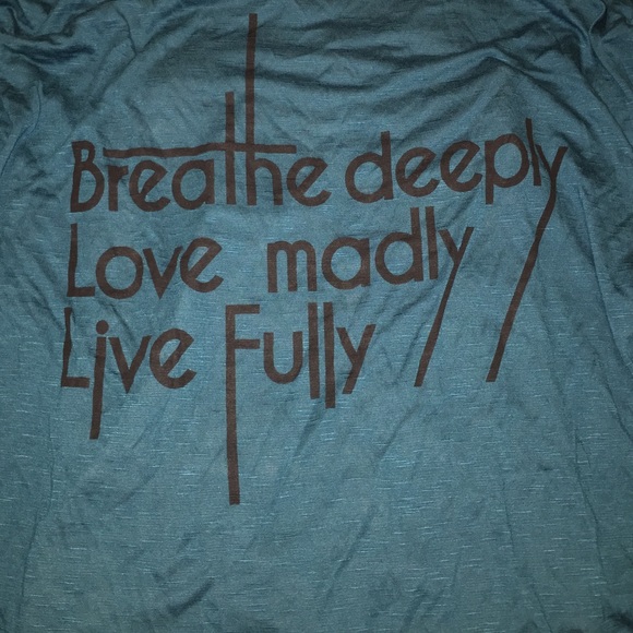 Turquoise Top - Picture 2 of 2