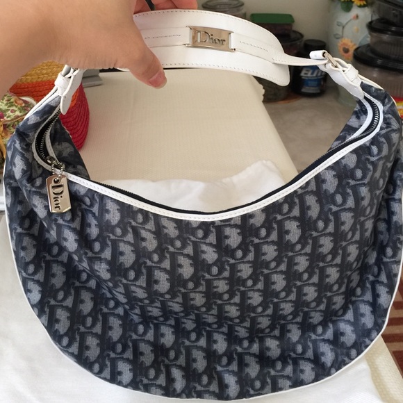Christian Dior nylon canvas logo hobo bag - Picture 2 of 4