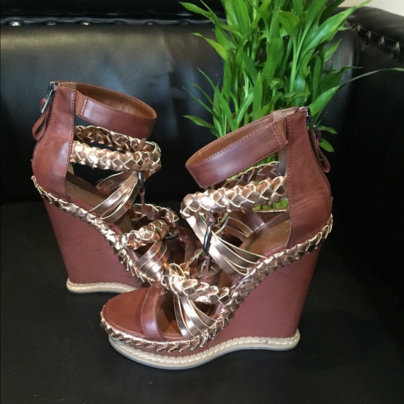 Boutique 9 Wedge sandals