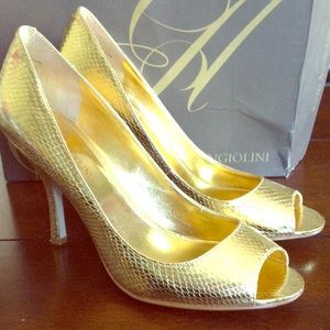 Gold Enzo angiolini eamaylie pumps