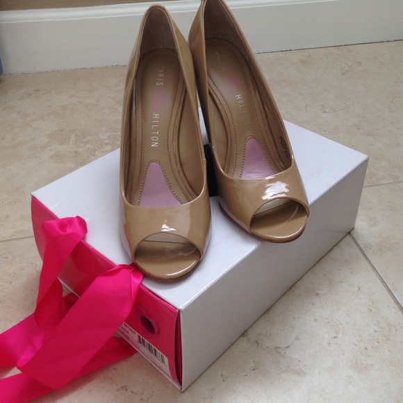 Nude Peep Toe Wegde