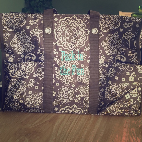 Thirty One Large zipper tote.