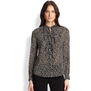 Like New Silk Tory Butch Top 💕