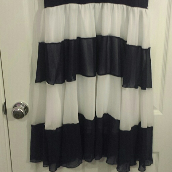 Navy blue and white dress. - Picture 2 of 4