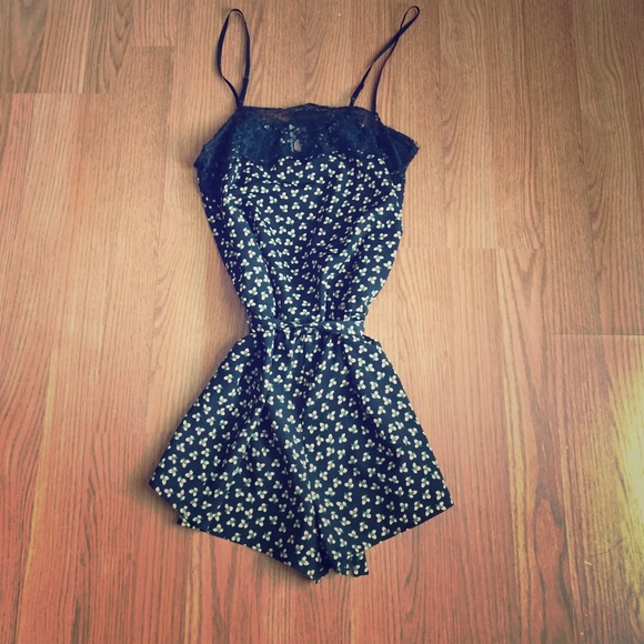 Flowered romper (SM)