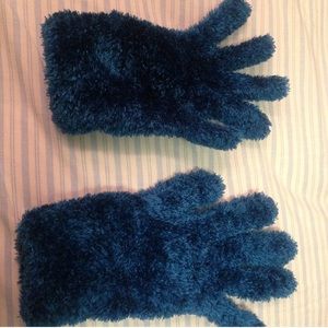 Super Fuzzy Blue Gloves